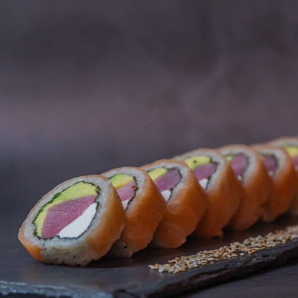 Sake roll   Atun Lomo 